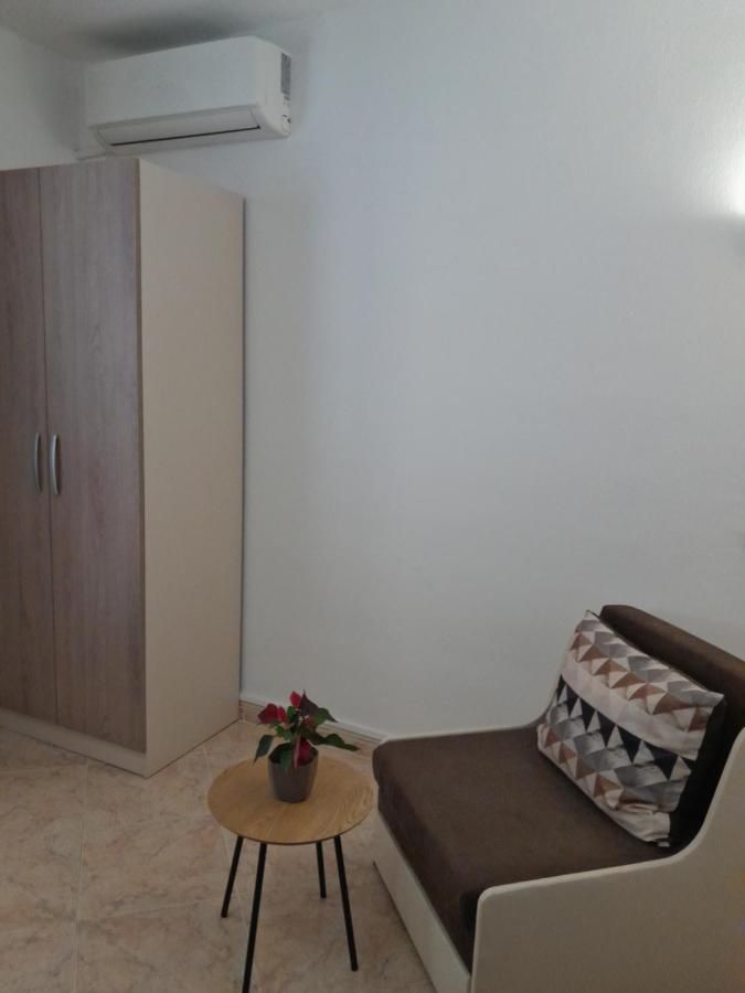 Moni 85 Family House Hotel Sozopol Exterior photo